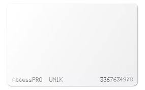 tarjeta delgada dual: uhf en 860 a 928mhz y
mifare 13.56mhz . dimensiones 85.5 54 0.9mm.