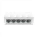 switch poe escritorio de 5 puertos a
10/100 mbps con poe de 4 puertos.
disponible! 5 puertos rj45 de 10/100
mbps. 4 puertos poe transfieren datos y
alimetacion cables individuales.
funciona con pd compatibles con ieee